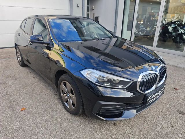 BMW 118 118i Advantage pakket