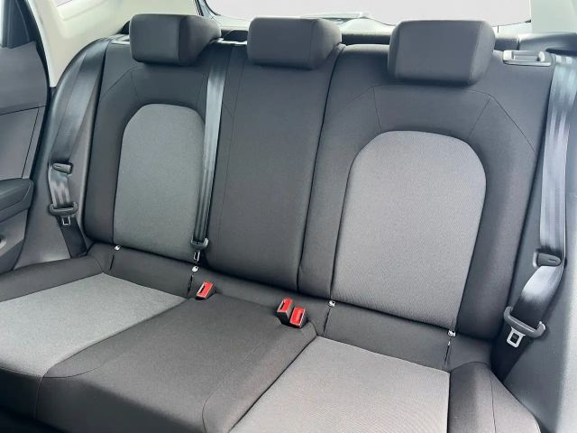 Seat Arona Reference