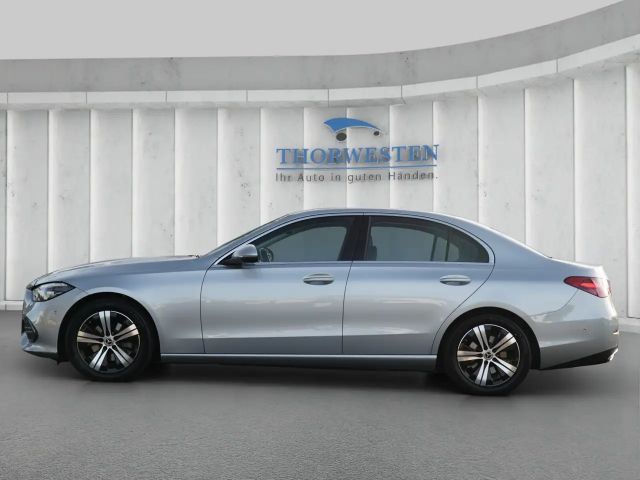 Mercedes-Benz C 180 AVANTGARDE Sedan