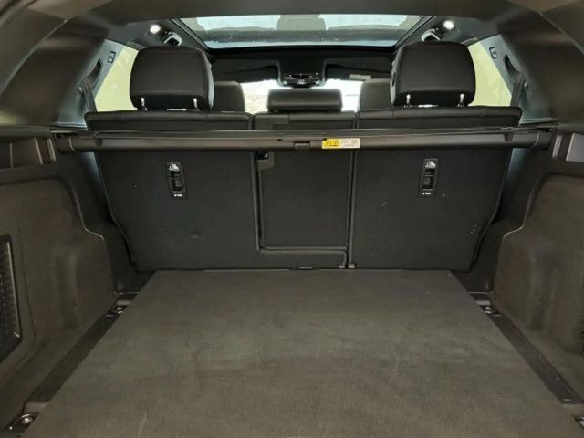 Land Rover Discovery Sport P300e SE