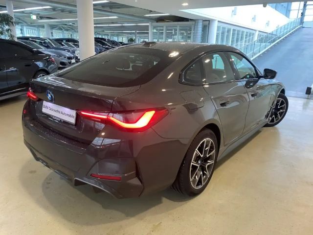 BMW i4 Coupé Gran Coupé Sedan eDrive40