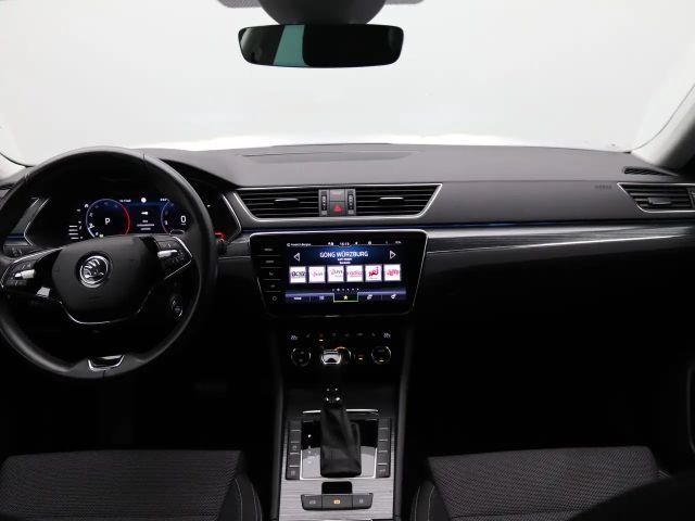 Skoda Superb 2.0 TDI Combi Style Style