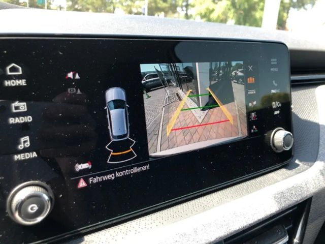Skoda Kamiq TSI 5-Jahre Garantie LED PDC Kamera