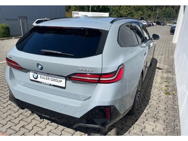 BMW 540 540d M-Sport Touring xDrive
