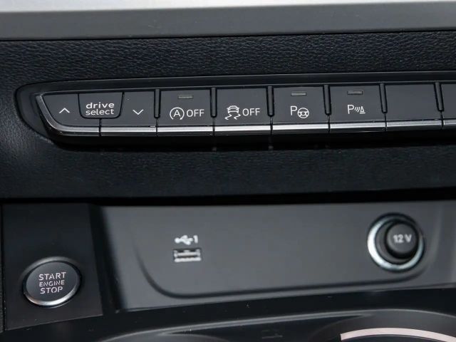 Audi A4 40 TFSI Quattro S-Line