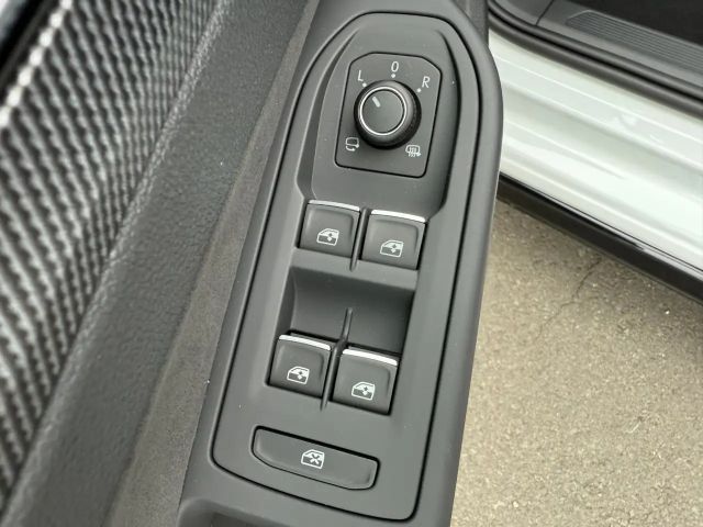 Volkswagen Golf DSG Sport Variant