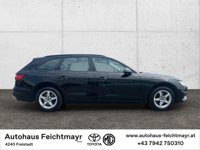 Audi A4 35 TDI Avant Hybride S-Tronic