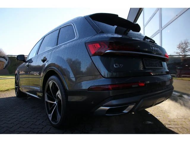 Audi Q7 50 TDI Quattro S-Line