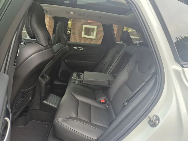 Volvo XC60 AWD Dark Plus Recharge T6