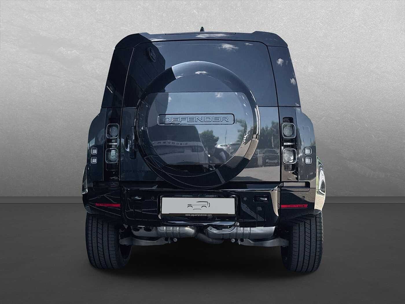 Land Rover Defender 110