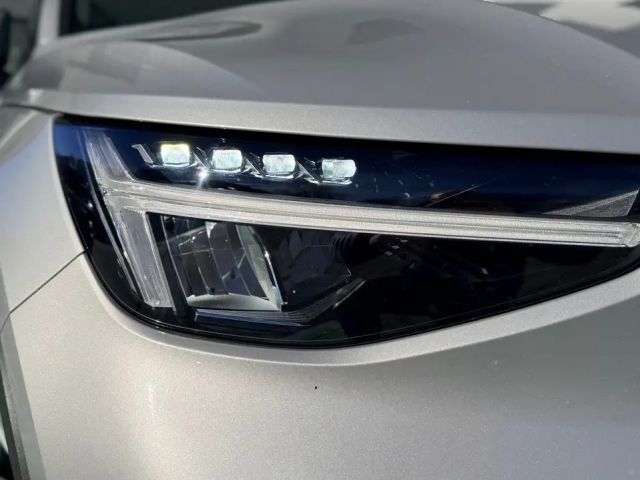 Volvo XC40 Core Momentum