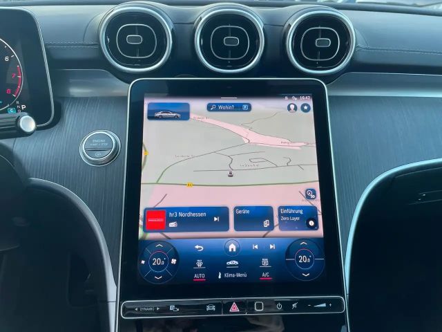 Mercedes-Benz C 200 AMG Line Sedan