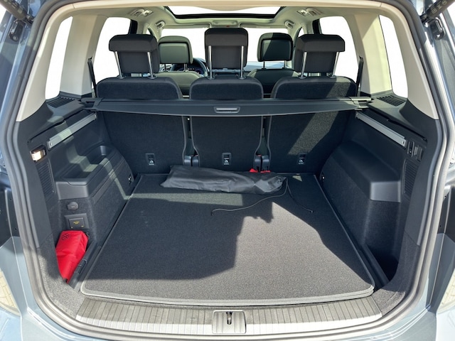 Volkswagen Touran 2.0 TDI DSG Highline