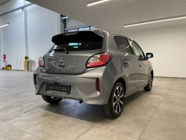 Mitsubishi Space Star Star