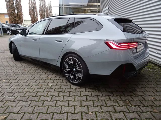 BMW 520 520d M-Sport Touring