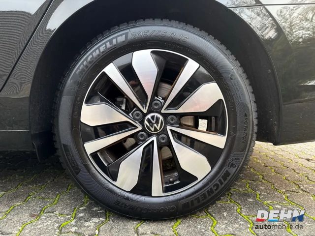 Volkswagen Golf 1.5 TSI Golf VIII Variant