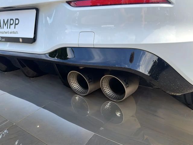 Volkswagen Golf "R" +DCC+AKRAPOVIC+LEDER+MATRIX+ASSISTS+