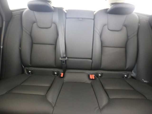 Volvo V90 AWD Dark Plus Recharge T6