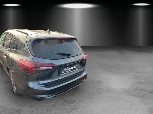 Ford Focus EcoBoost ST Line