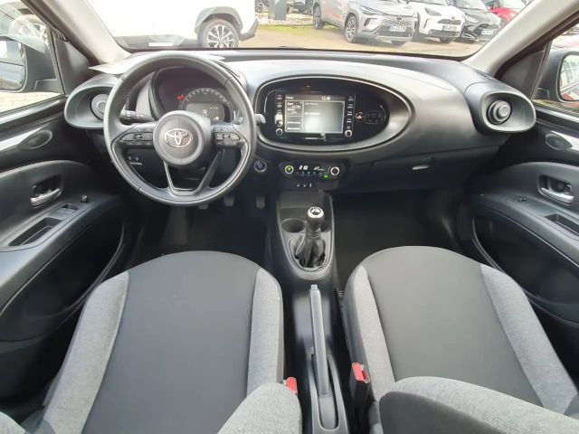 Toyota Aygo X Hatchback Play X-play