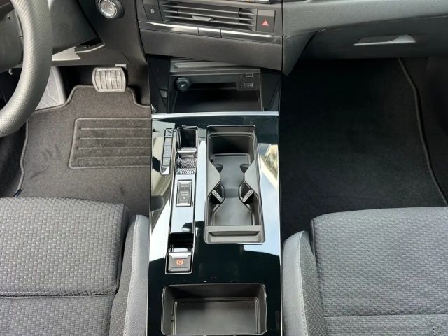 Opel Astra 1.2 Turbo Edition Turbo