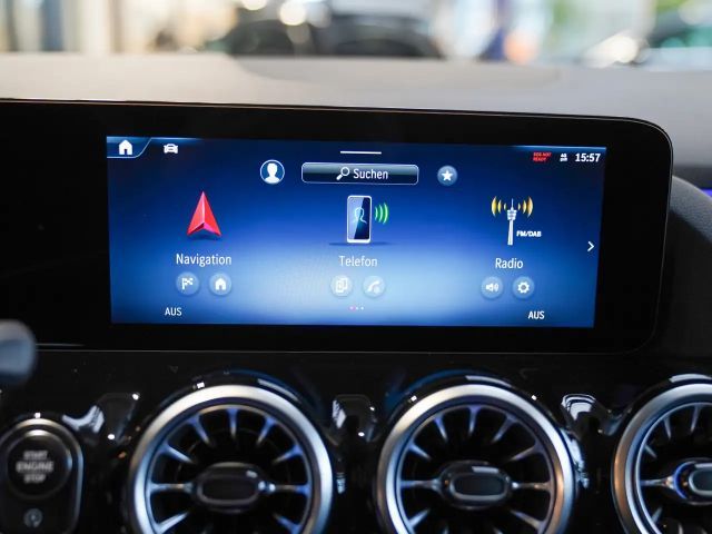 Mercedes-Benz GLA 200 GLA 200 d Progressive