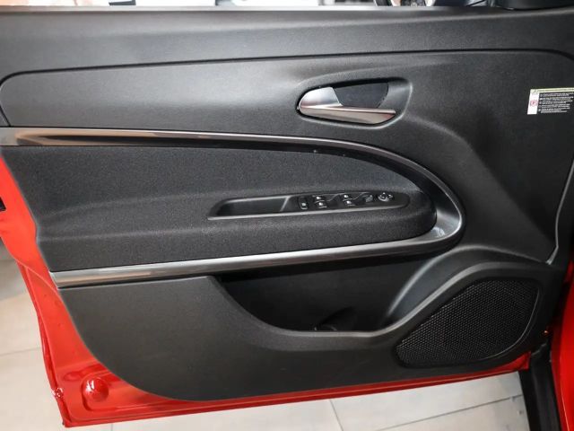 Fiat 600e Red PDC LED KLIMAAUTOMATIK Apple CarPlay