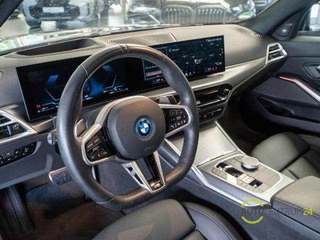 BMW 330 330e M-Sport Sedan