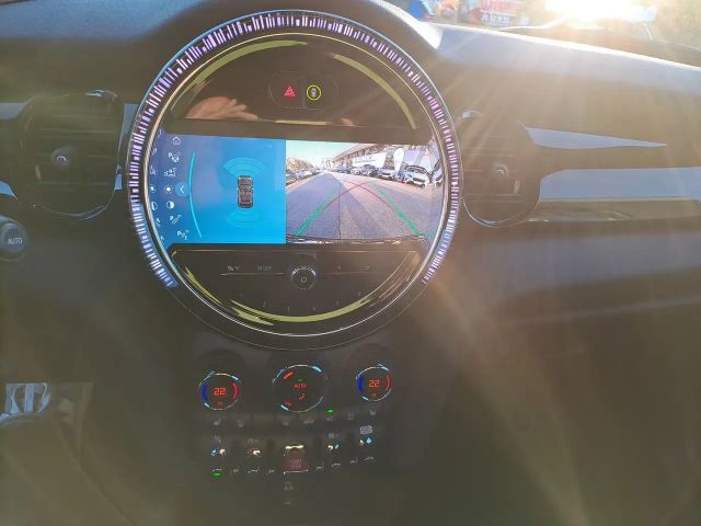 MINI Cooper Cabrio Classic Trim Steptronic Navi Head-