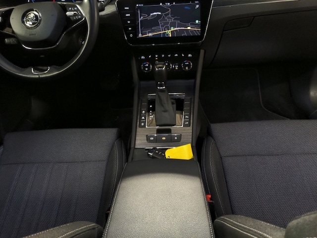 Skoda Superb 2.0 TDI Combi Style Style