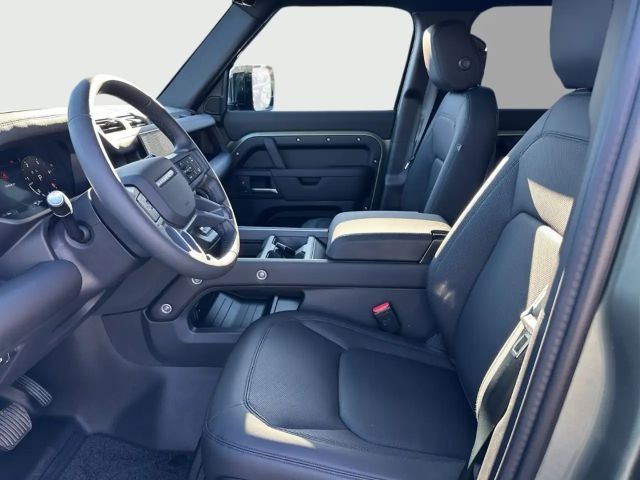 Land Rover Defender 3.0 110 D250 Dynamic SE