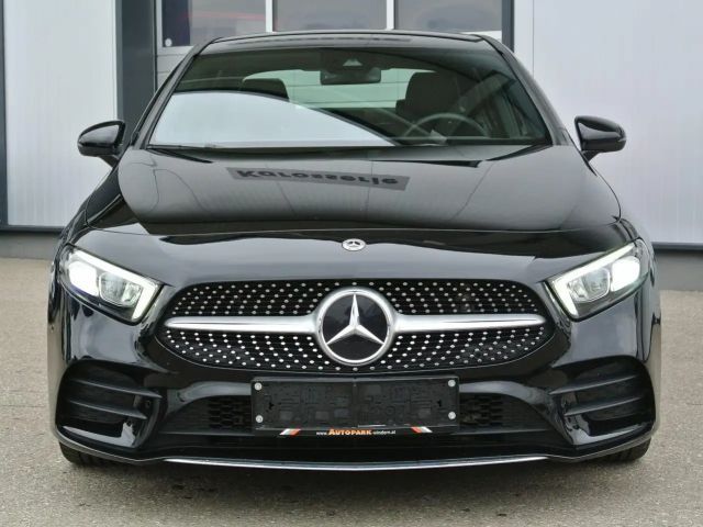Mercedes-Benz A 180 AMG Line