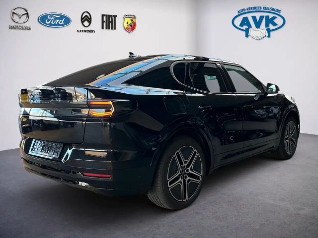 Ford Capri Premium RWD