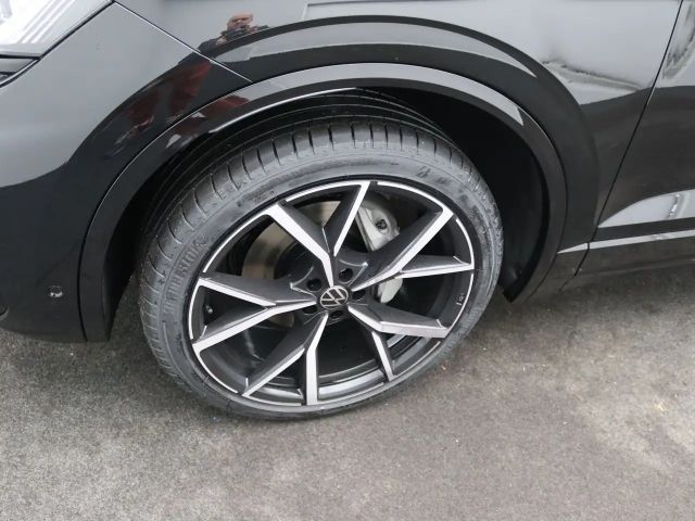 Volkswagen Touareg IQ.Drive R-Line