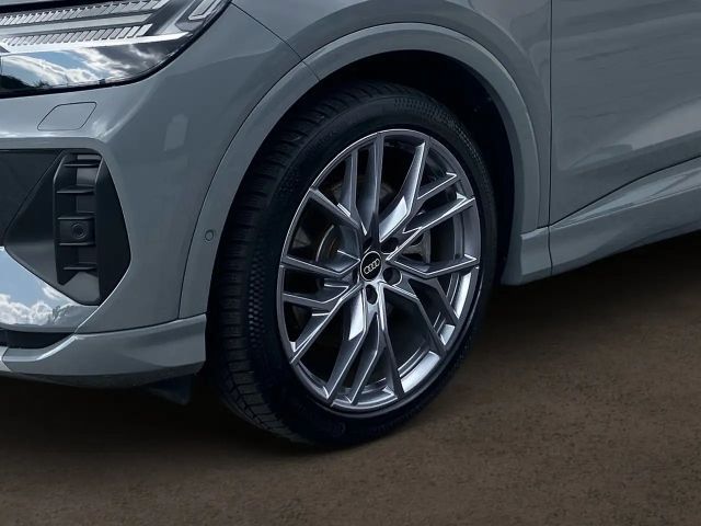 Audi Q4 e-tron Business