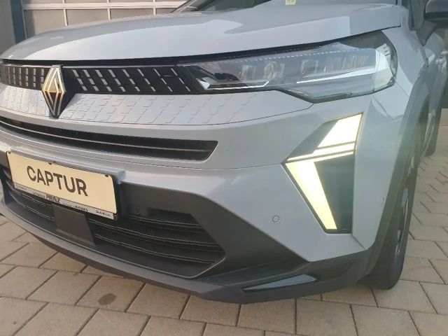 Renault Captur EDC Hybrid Techno