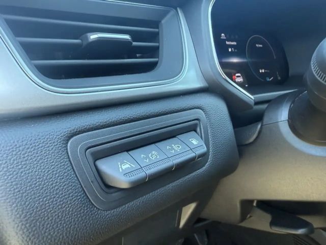 Renault Captur E-Tech Intens