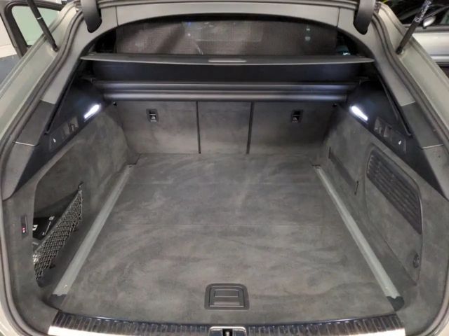 Audi S6 Avant Quattro