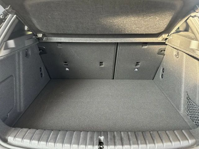 BMW 118 118d M-Sport Sedan