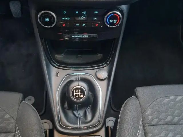 Ford Puma EcoBoost Titanium