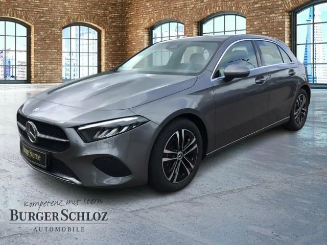 Mercedes-Benz A 180 Hatchback