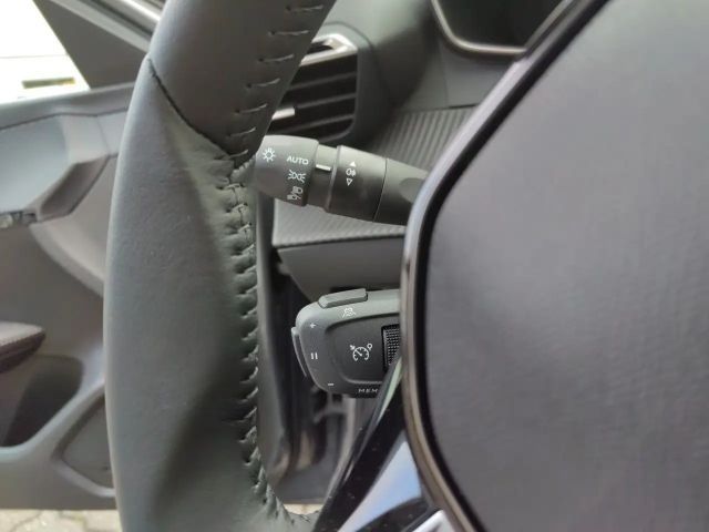 Peugeot E-208 Allure Pack