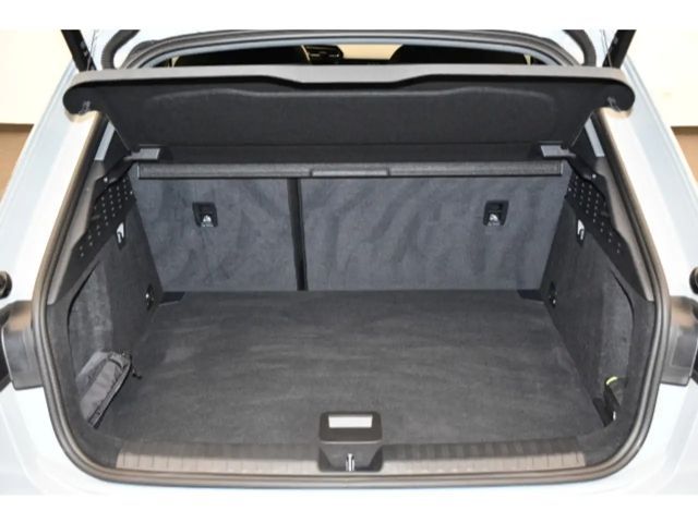 Audi A3 30 TFSI Business Sedan