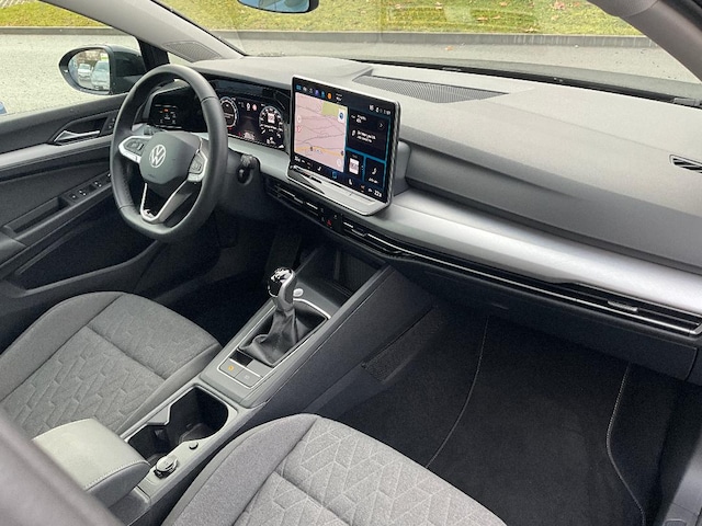 Volkswagen Golf Life