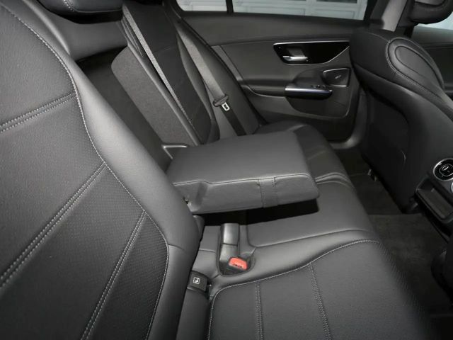 Mercedes-Benz C 200 AVANTGARDE C 200 d Estate