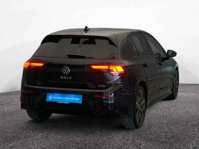 Volkswagen Golf 1.5 eTSI Golf VIII R-Line