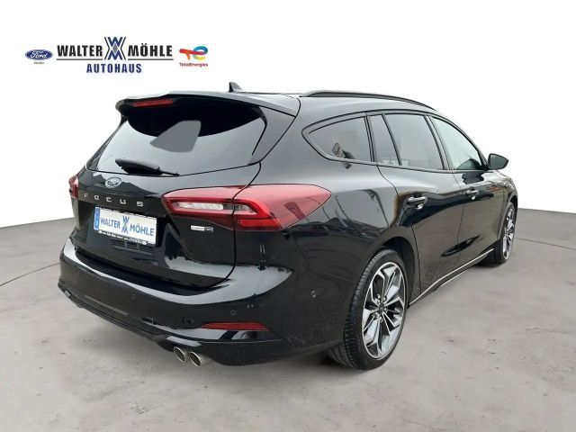 Ford Focus ST Line Vignale Wagon