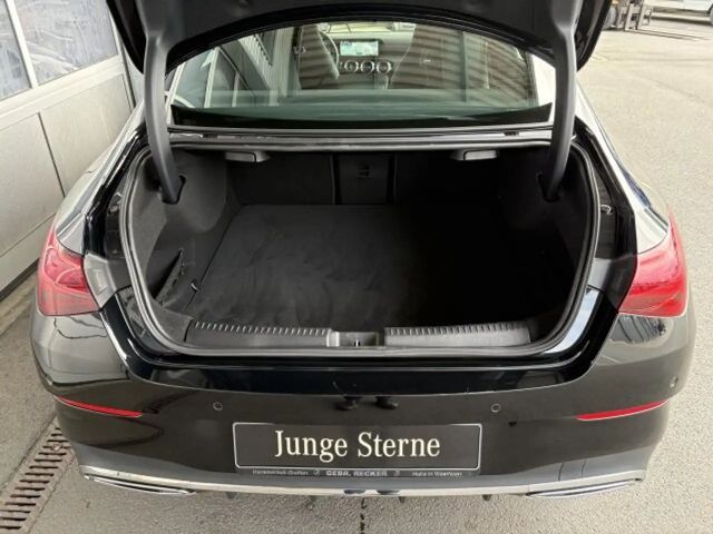 Mercedes-Benz CLA 200 AMG Line Coupé