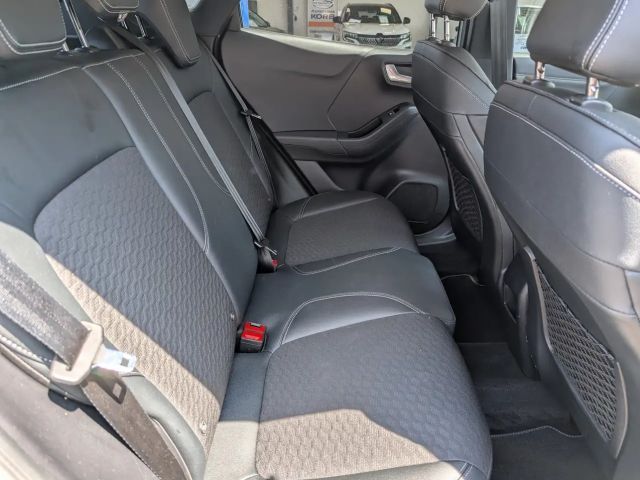 Ford Puma EcoBoost Titanium