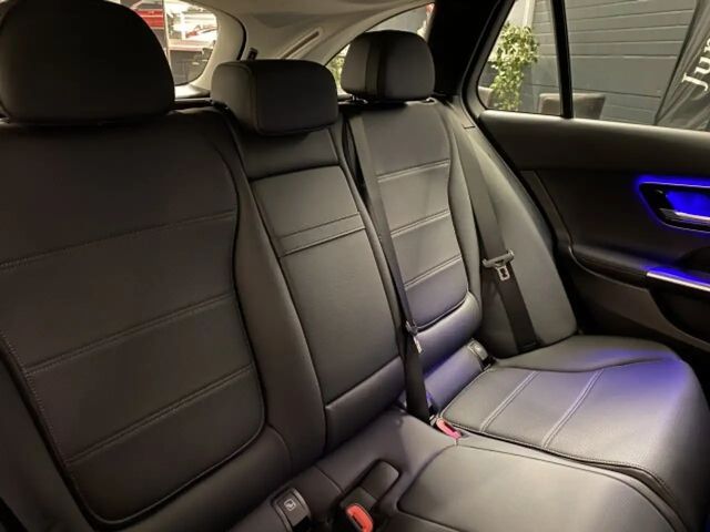 Mercedes-Benz C 180 AVANTGARDE Estate